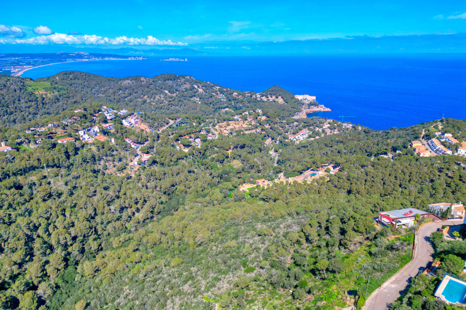  Large building plot, divisible into three plots with views. - 物件實景