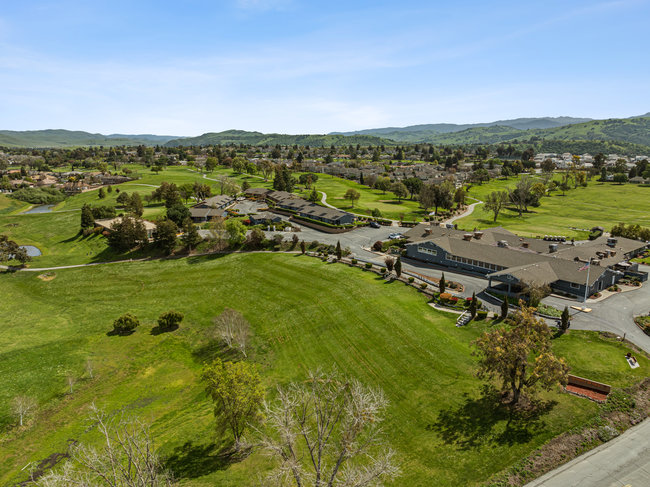 Hollister, California, 95023, United States, 3 Bedrooms Bedrooms, ,2 BathroomsBathrooms,Residential,For Sale,1882231
