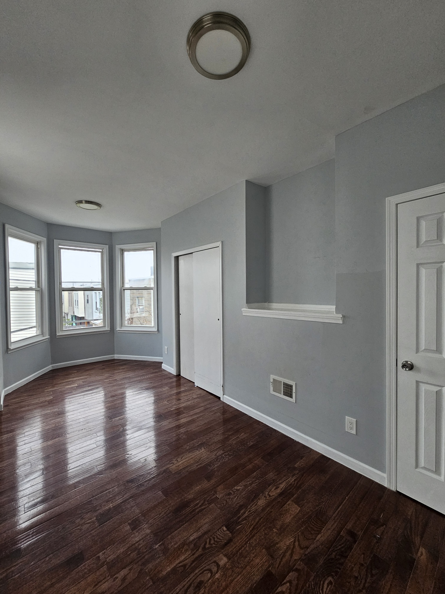 Philadelphia, Pennsylvania, 19145, United States, 4 Bedrooms Bedrooms, ,3 BathroomsBathrooms,Residential,For Sale,1979613