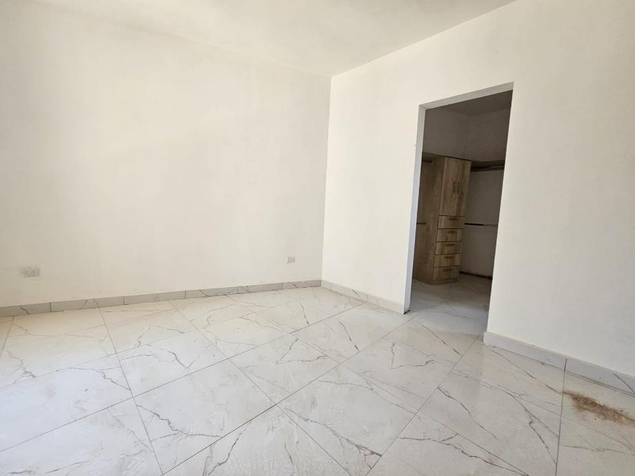 Torreón, Coahuila de Zaragoza, 27023, Mexico, 3 Bedrooms Bedrooms, ,2 BathroomsBathrooms,Residential,For Sale,1938842