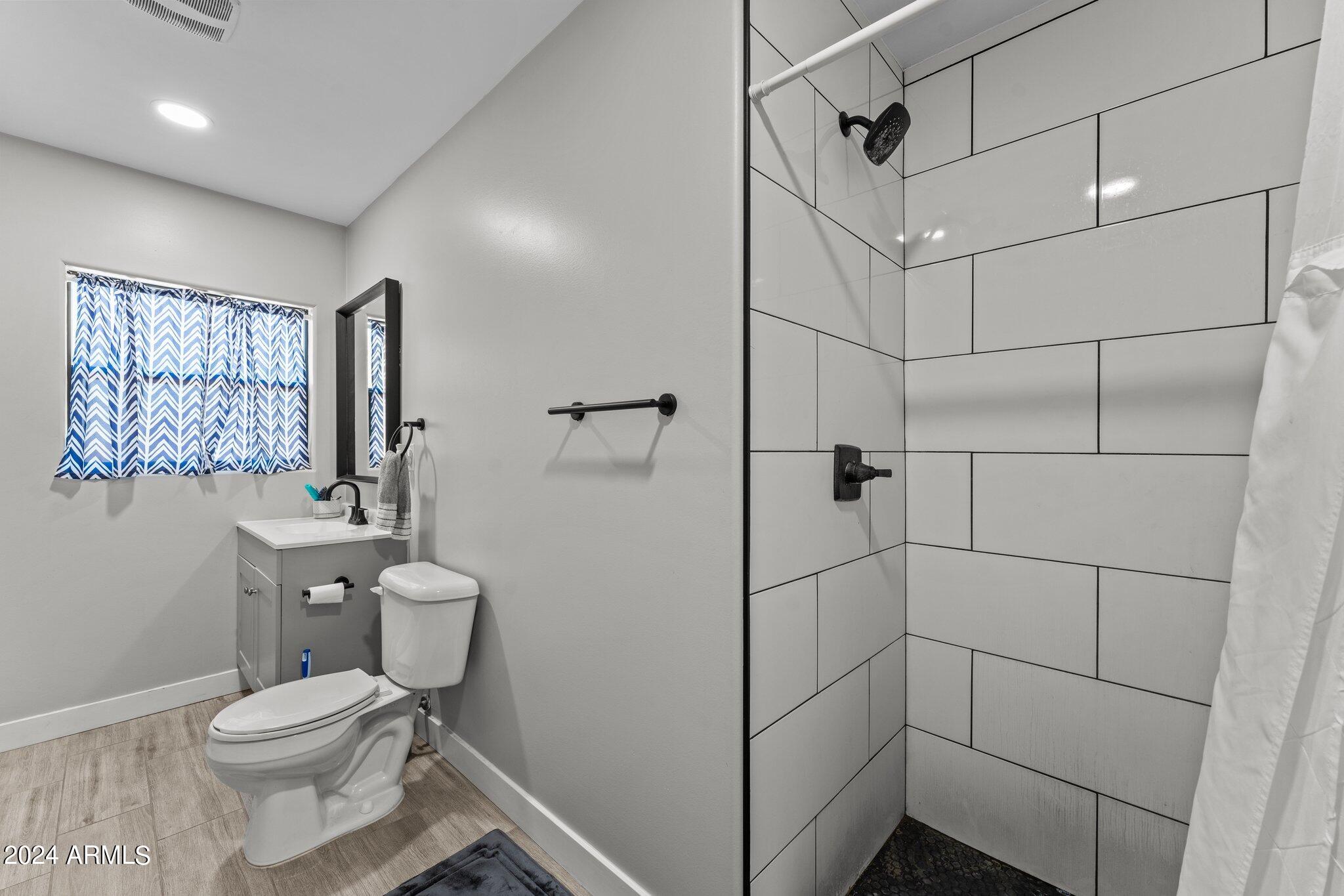Wickenburg, Arizona, 85390, United States, 3 Bedrooms Bedrooms, ,3 BathroomsBathrooms,Residential,For Sale,1928779
