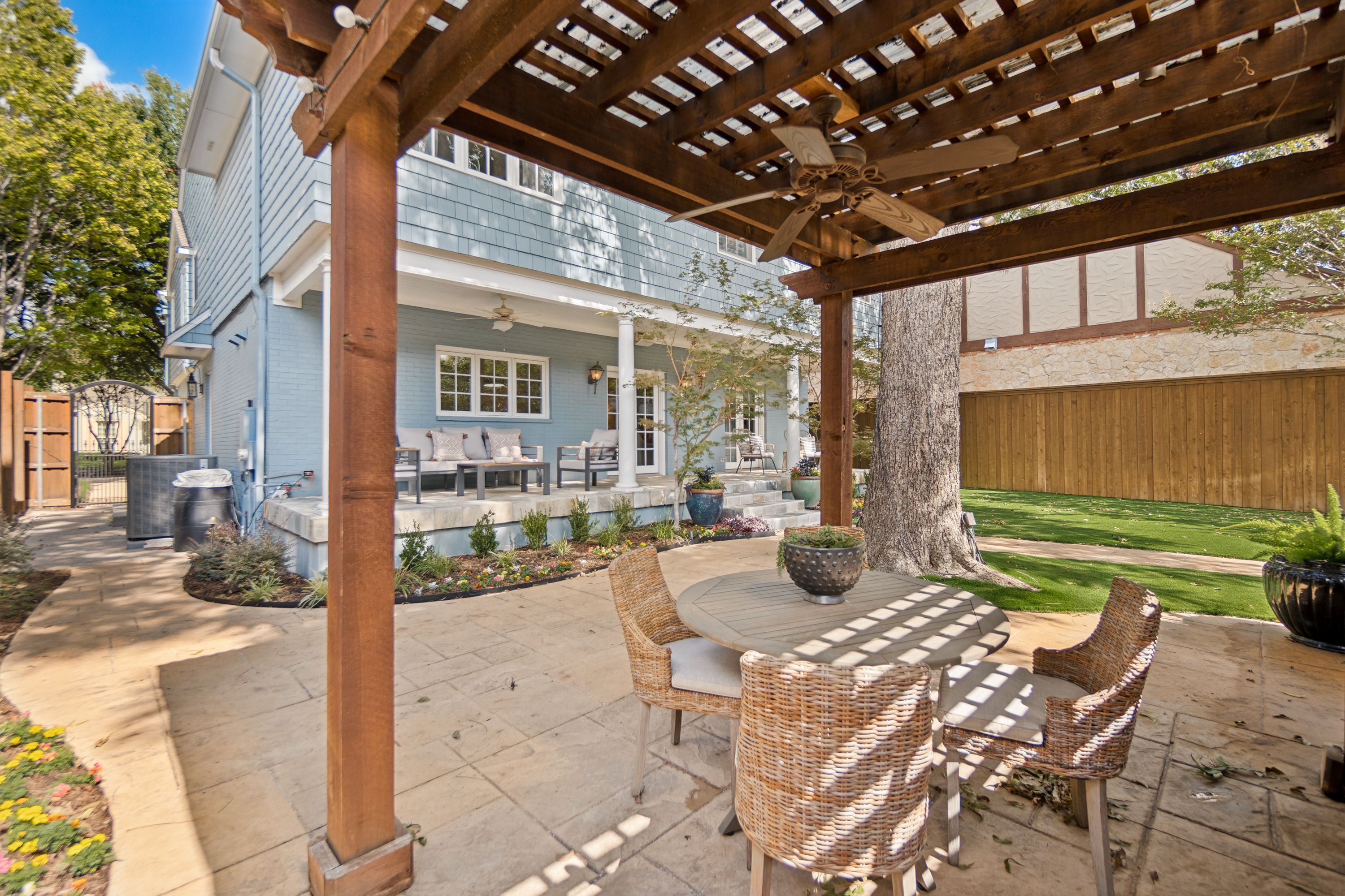  Updated Classic In Coveted West Highland Park - 物件實景