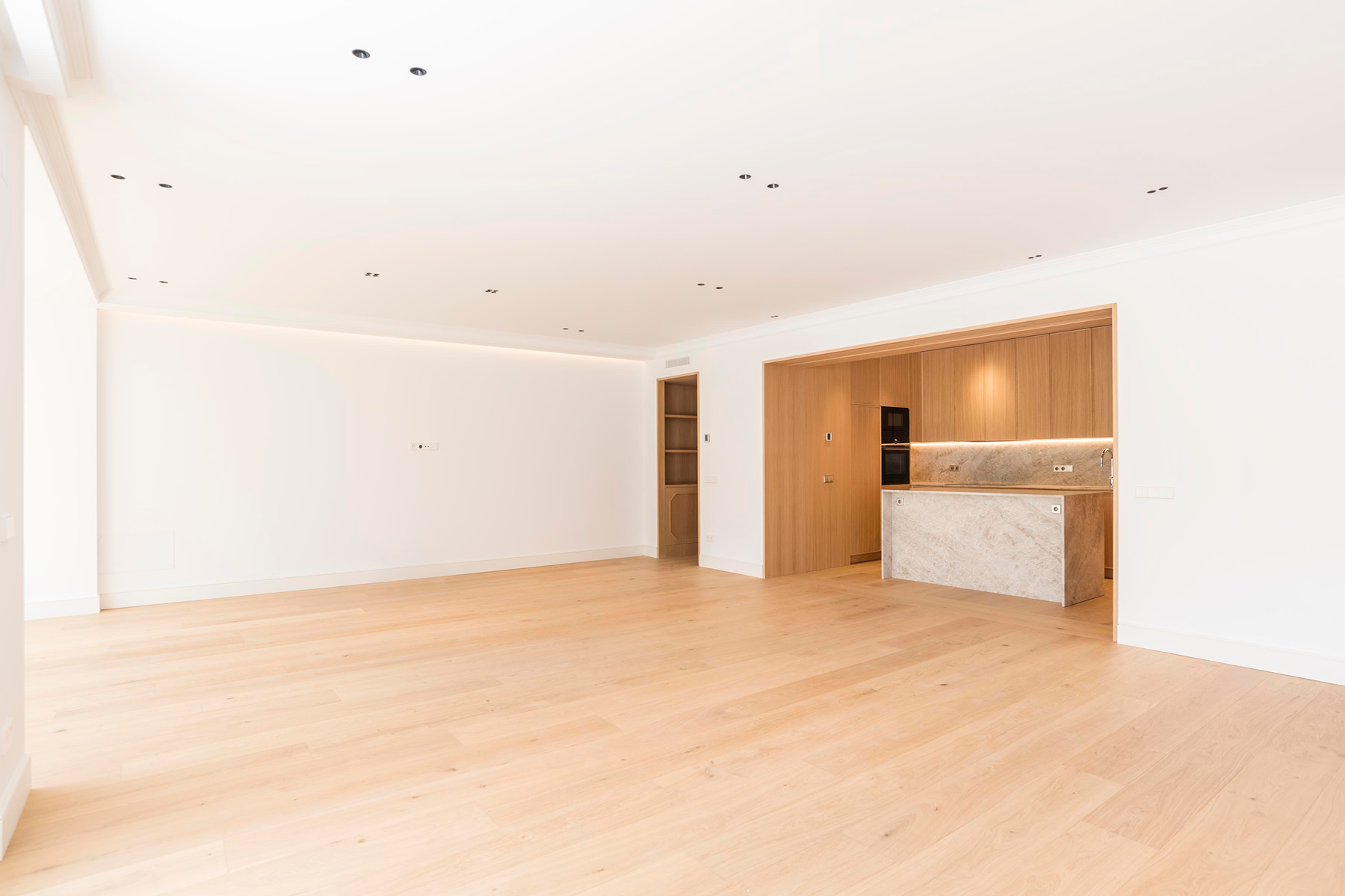  Renovated 4-bedroom flat in María de Molina - 物件實景