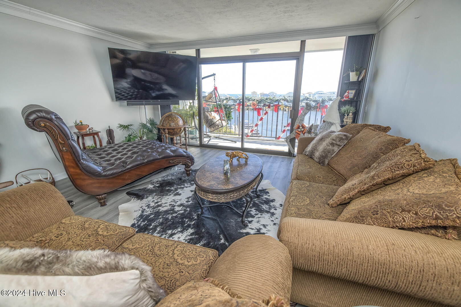 Carolina Beach, North Carolina, 28428, United States, 2 Bedrooms Bedrooms, ,2 BathroomsBathrooms,Residential,For Sale,1821334