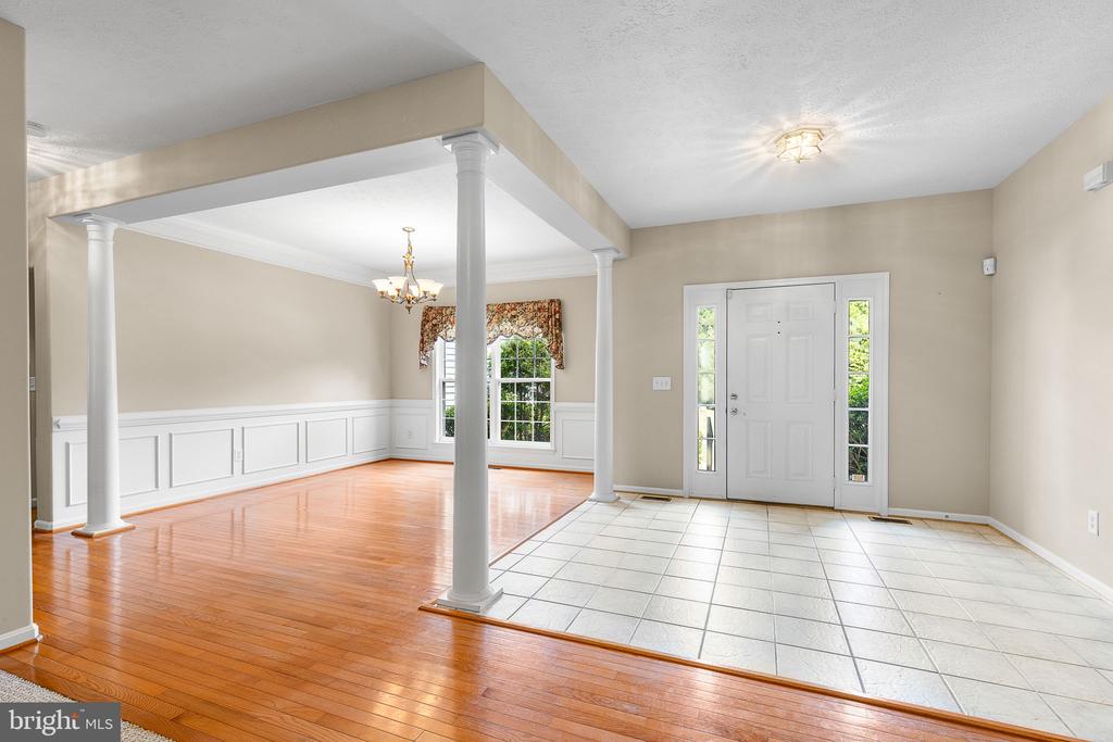 Fredericksburg, Virginia, 22401, United States, 5 Bedrooms Bedrooms, ,3 BathroomsBathrooms,Residential,For Sale,1920807
