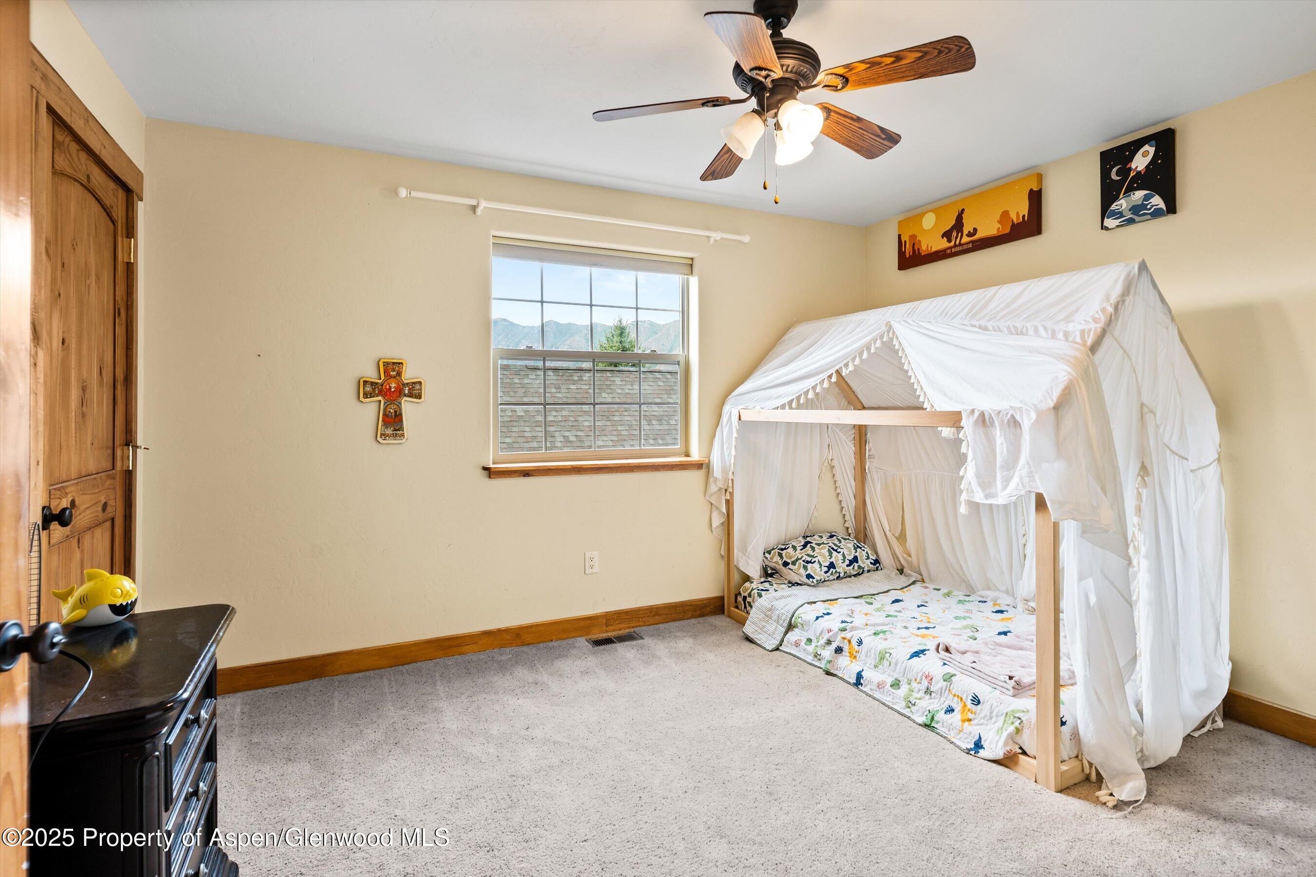 New Castle, Colorado, 81647, United States, 5 Bedrooms Bedrooms, ,4 BathroomsBathrooms,Residential,For Sale,1906868