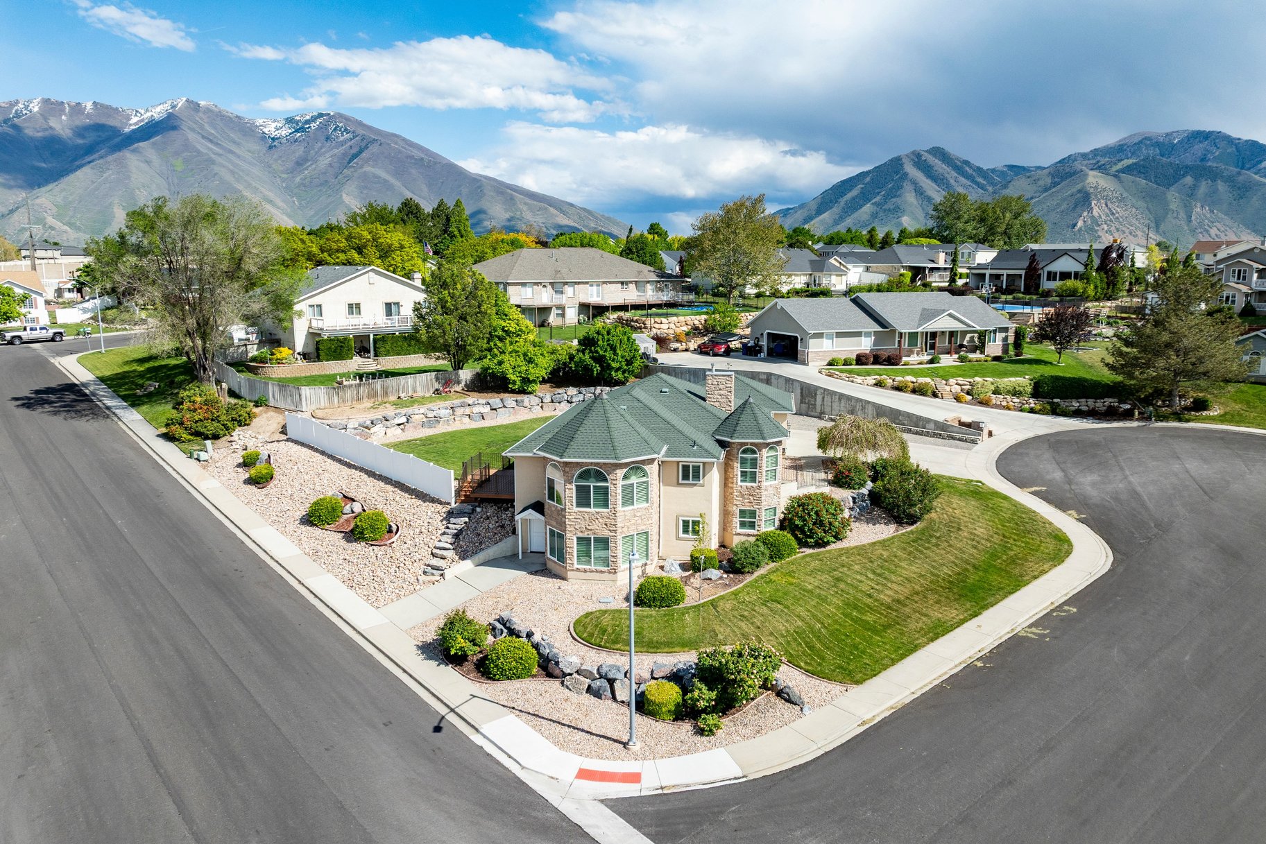  Spacious Home with Fantastic Views of the Valley - 物件實景