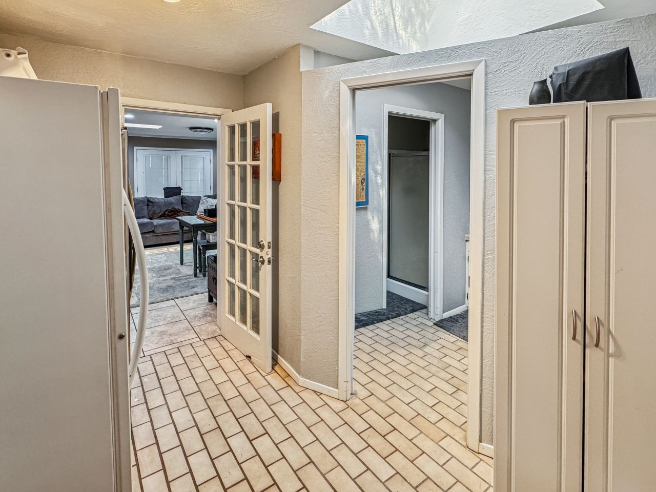 Carlsbad, New Mexico, 88220, United States, 4 Bedrooms Bedrooms, ,4 BathroomsBathrooms,Residential,For Sale,2010434