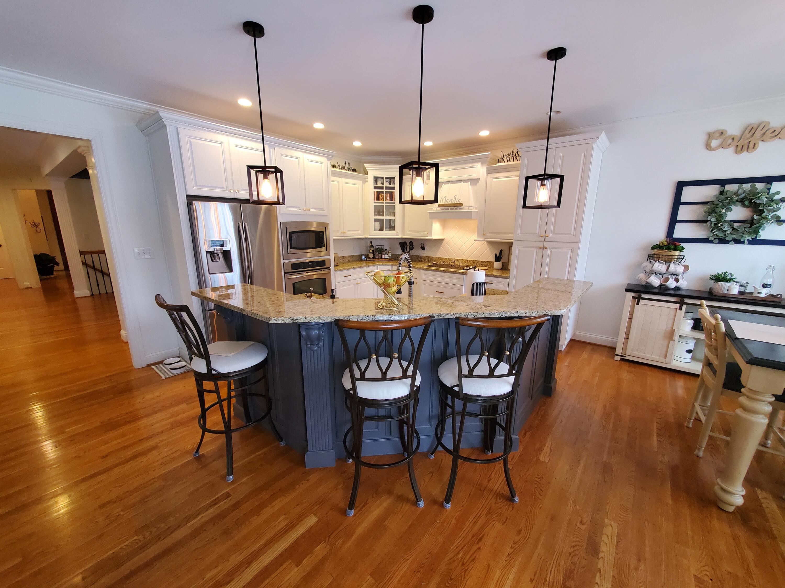 Lexington, Kentucky, 40509, United States, 6 Bedrooms Bedrooms, ,4 BathroomsBathrooms,Residential,For Sale,1785062