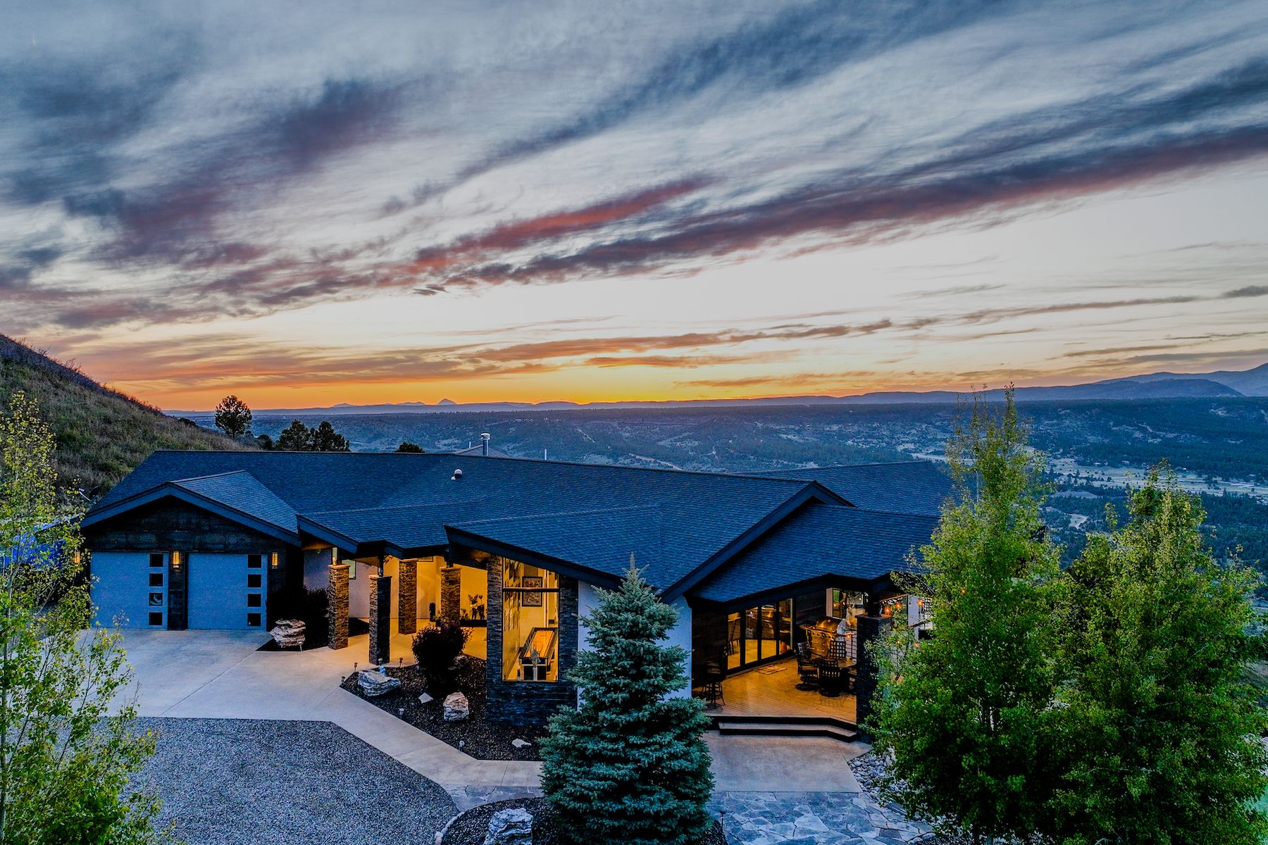  2286 Deer Valley Road - Durango, CO - 物件實景