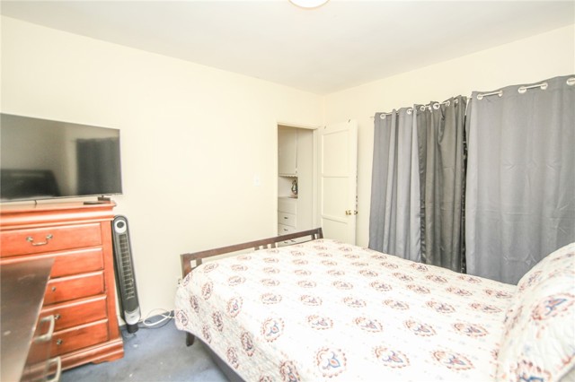 Huntington Park, California, 90255, United States, ,Residential,For Sale,1981517