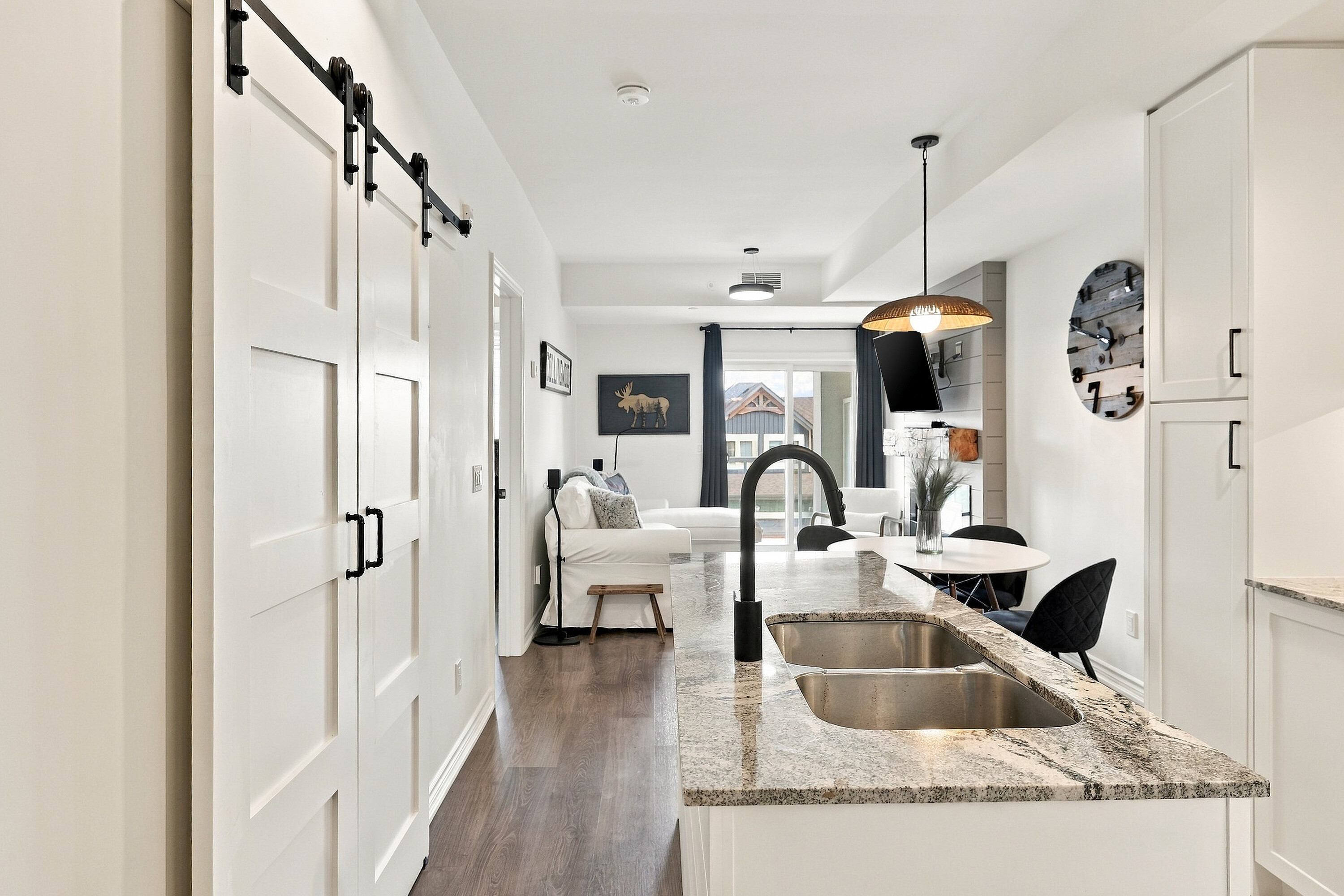  Charming Collingwood Condo - 物件實景