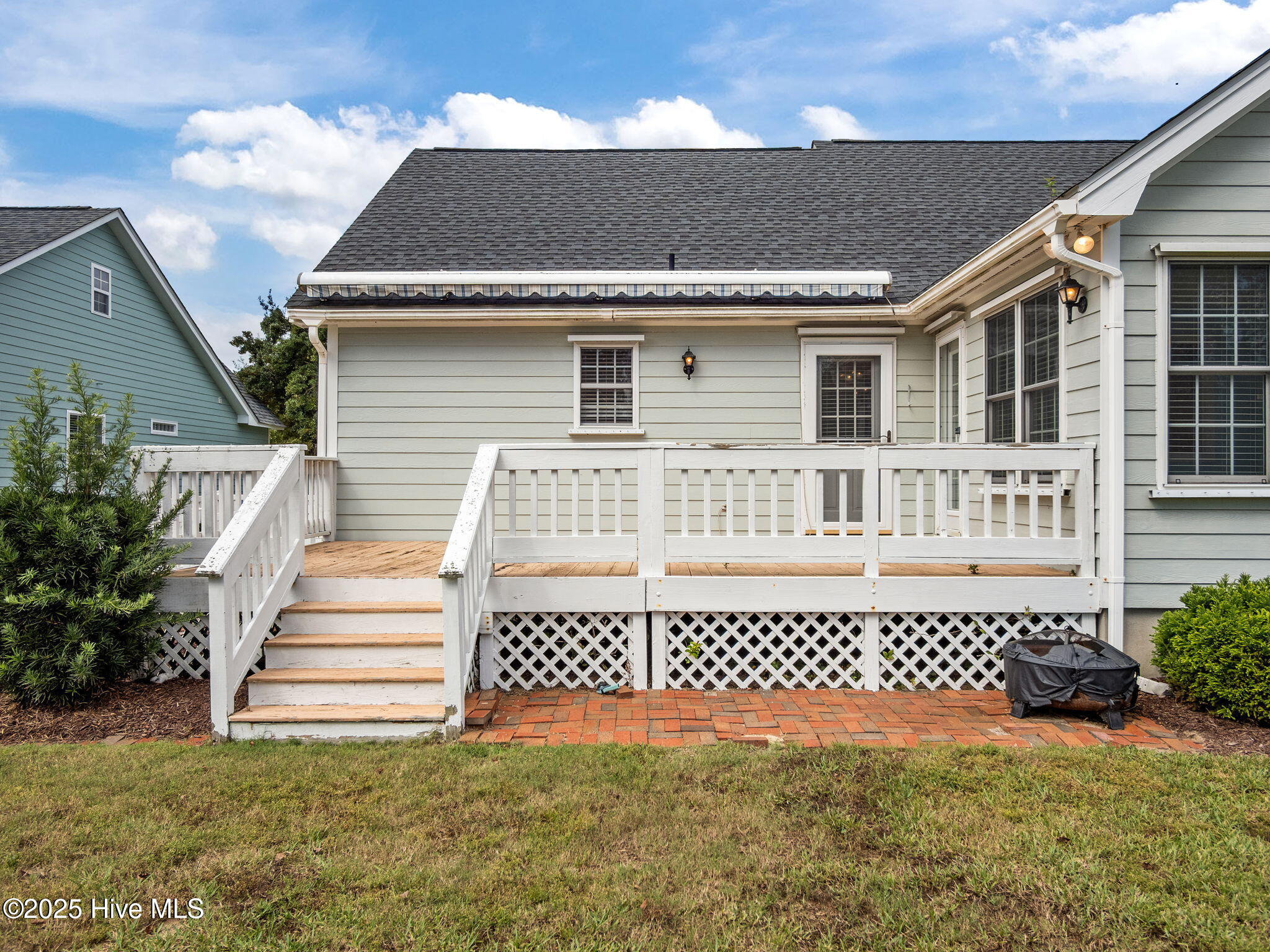 Cedar Point, North Carolina, 28584, United States, 3 Bedrooms Bedrooms, ,2 BathroomsBathrooms,Residential,For Sale,1957404
