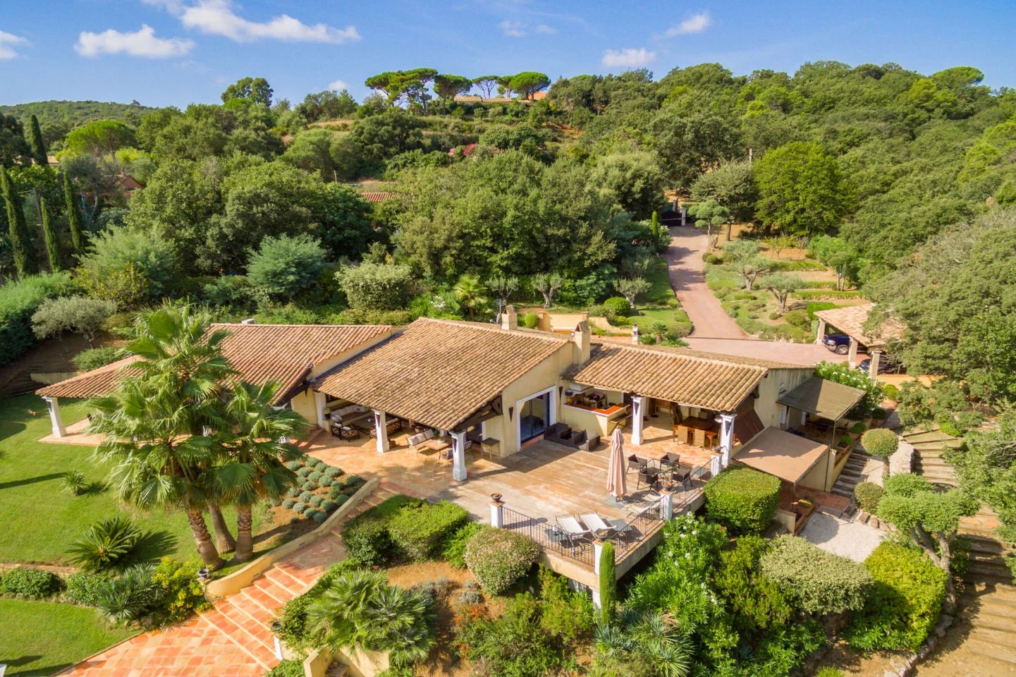 Gassin, Provence-Alpes-Côte d’Azur, 83580, FR, 5 Bedrooms Bedrooms, ,9 BathroomsBathrooms,Residential,For Sale,1627574