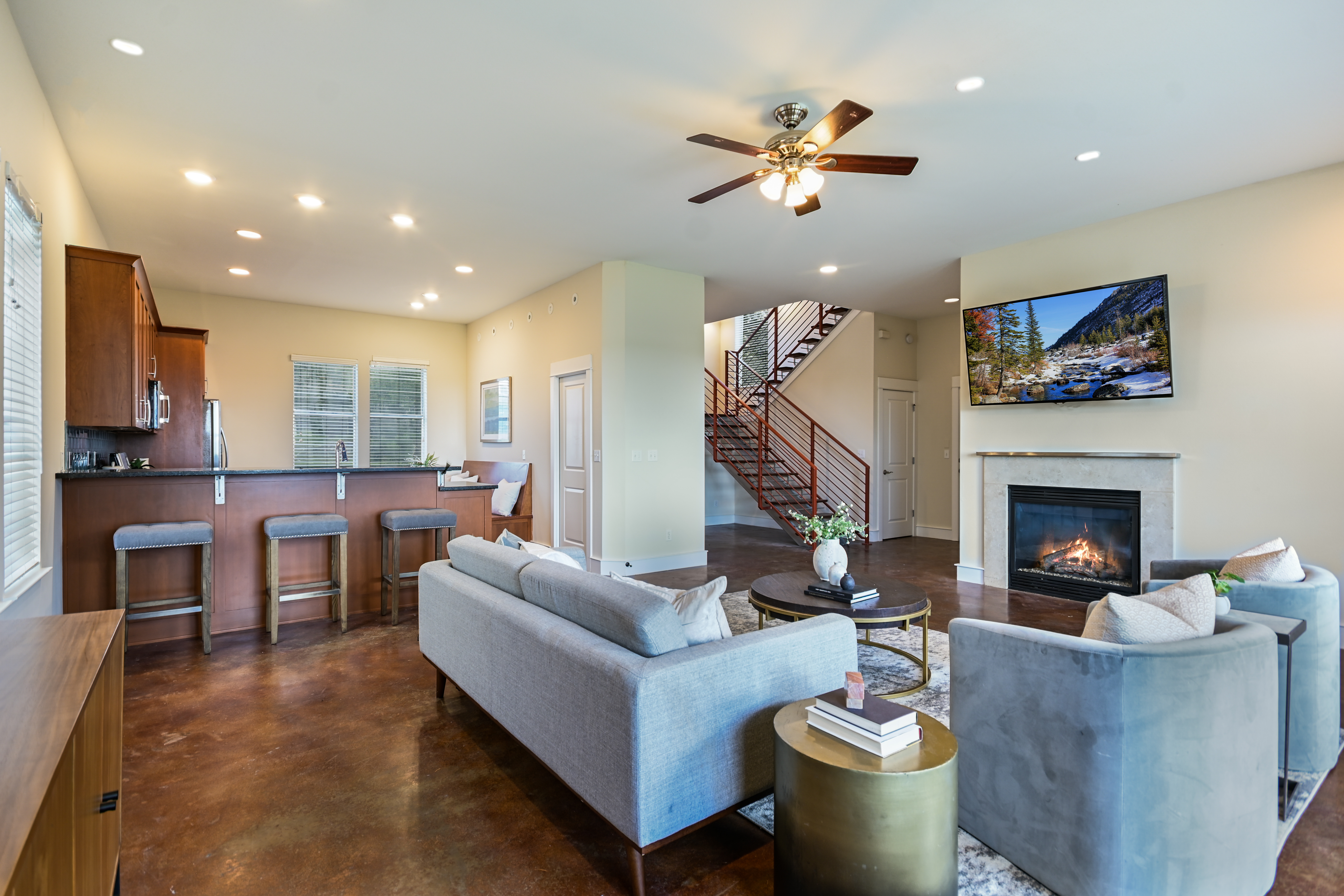  8500 Red Willow Drive Unit A , Austin, TX 78736 - 物件實景
