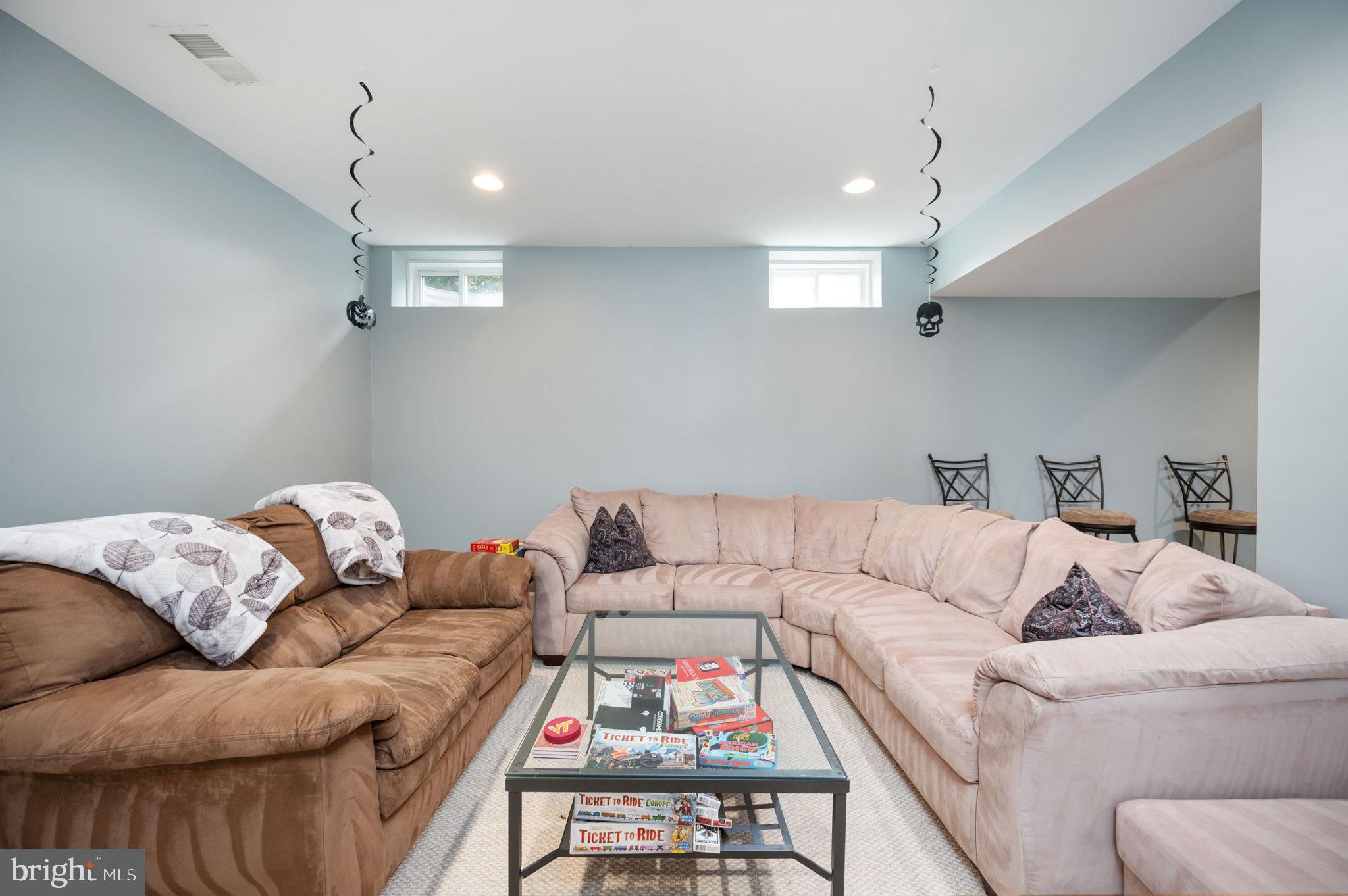 Manassas, Virginia, 20112, United States, 4 Bedrooms Bedrooms, ,4 BathroomsBathrooms,Residential,For Sale,1977976