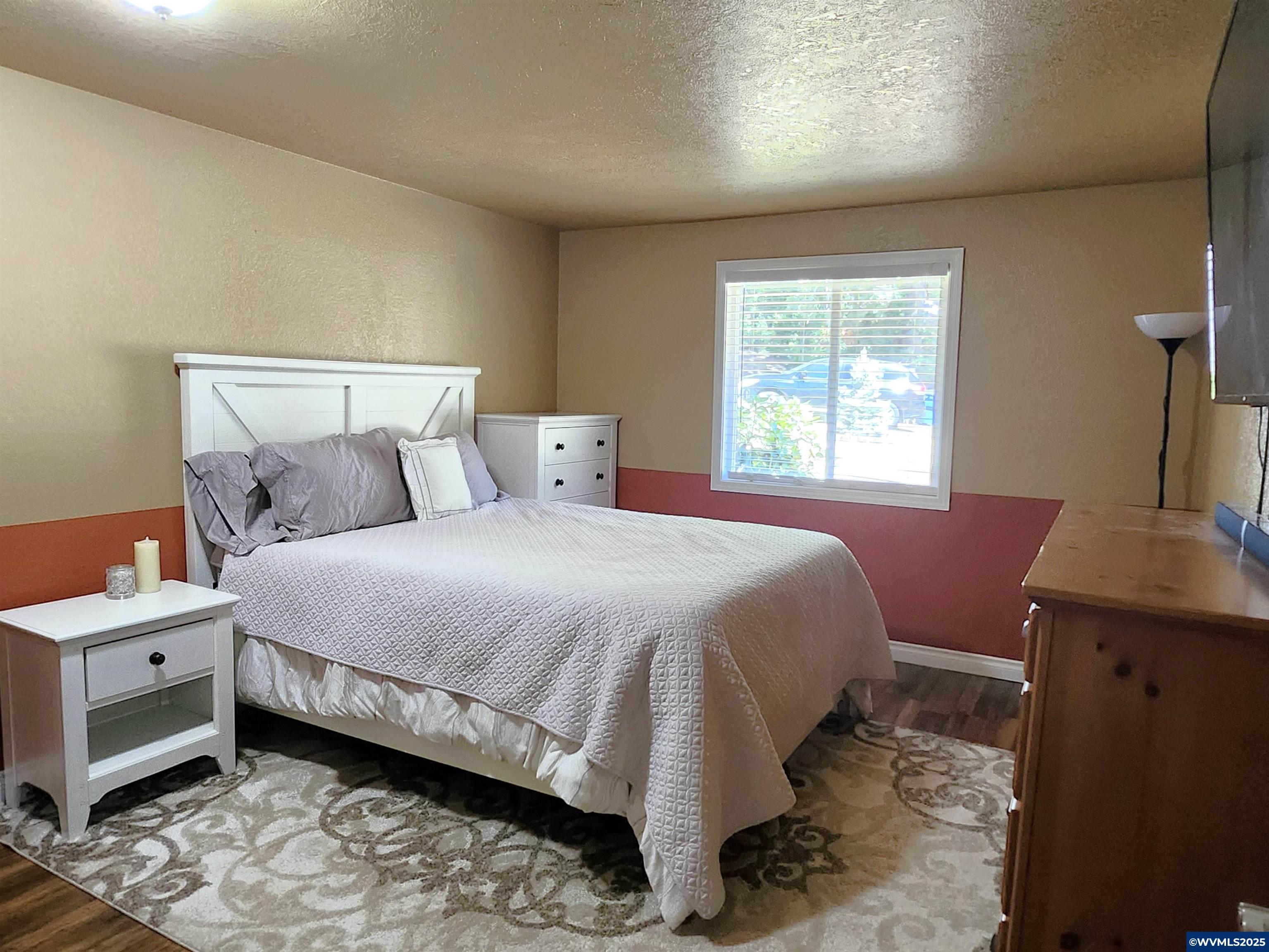 Salem, Oregon, 97304, United States, 4 Bedrooms Bedrooms, ,3 BathroomsBathrooms,Residential,For Sale,1906579