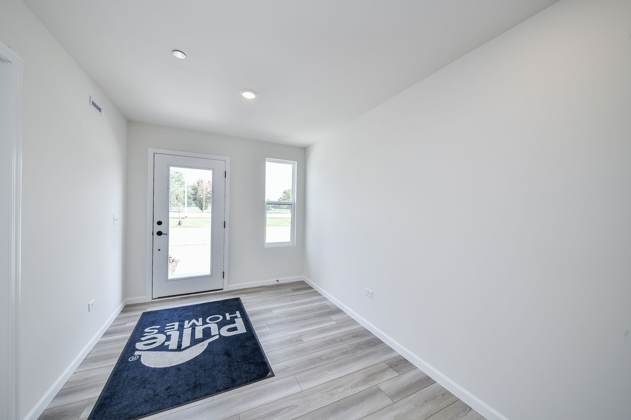  An Enclave of Only 65 New Construction Homes in the Heart of Naperville - 物件實景
