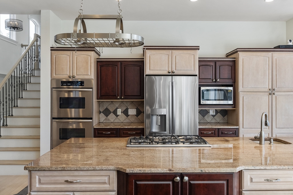 Plymouth, Massachusetts, 02360, United States, 4 Bedrooms Bedrooms, ,4 BathroomsBathrooms,Residential,For Sale,1903288