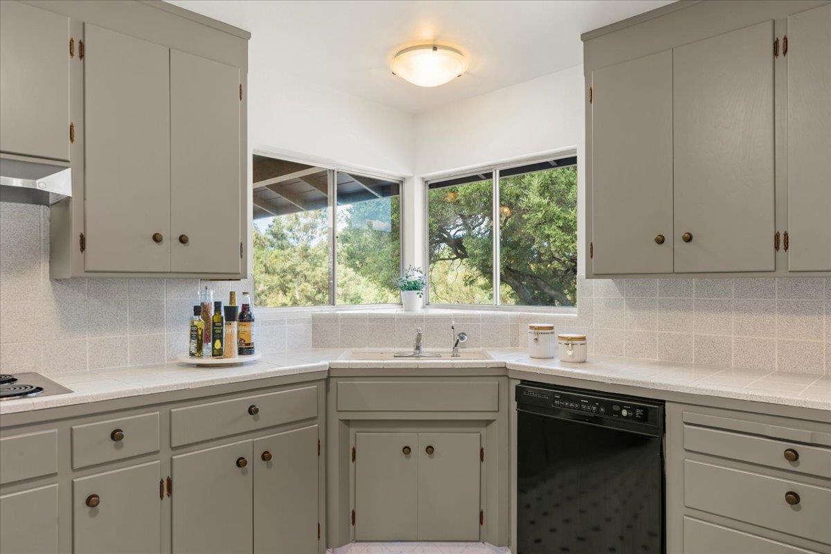 Los Gatos, California, 95030, United States, 4 Bedrooms Bedrooms, ,3 BathroomsBathrooms,Residential,For Sale,1941667