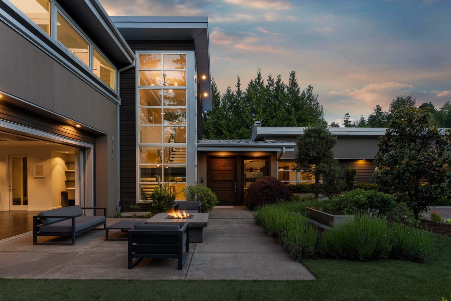  1510 S BUDDINGTON ST Portland, OR 97219 - 物件實景