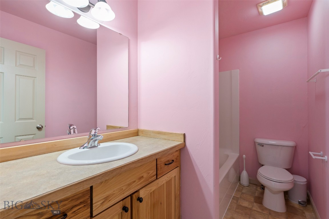 Bozeman, Montana, 59715, United States, 3 Bedrooms Bedrooms, ,3 BathroomsBathrooms,Residential,For Sale,1991519