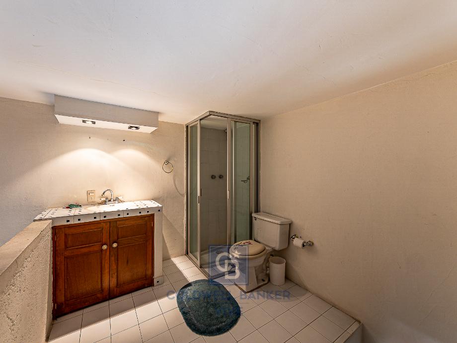 Chihuahua, Cuauhtémoc, Ciudad de México, 06700, Mexico, 5 Bedrooms Bedrooms, ,4 BathroomsBathrooms,Residential,For Sale,Chihuahua,1571530