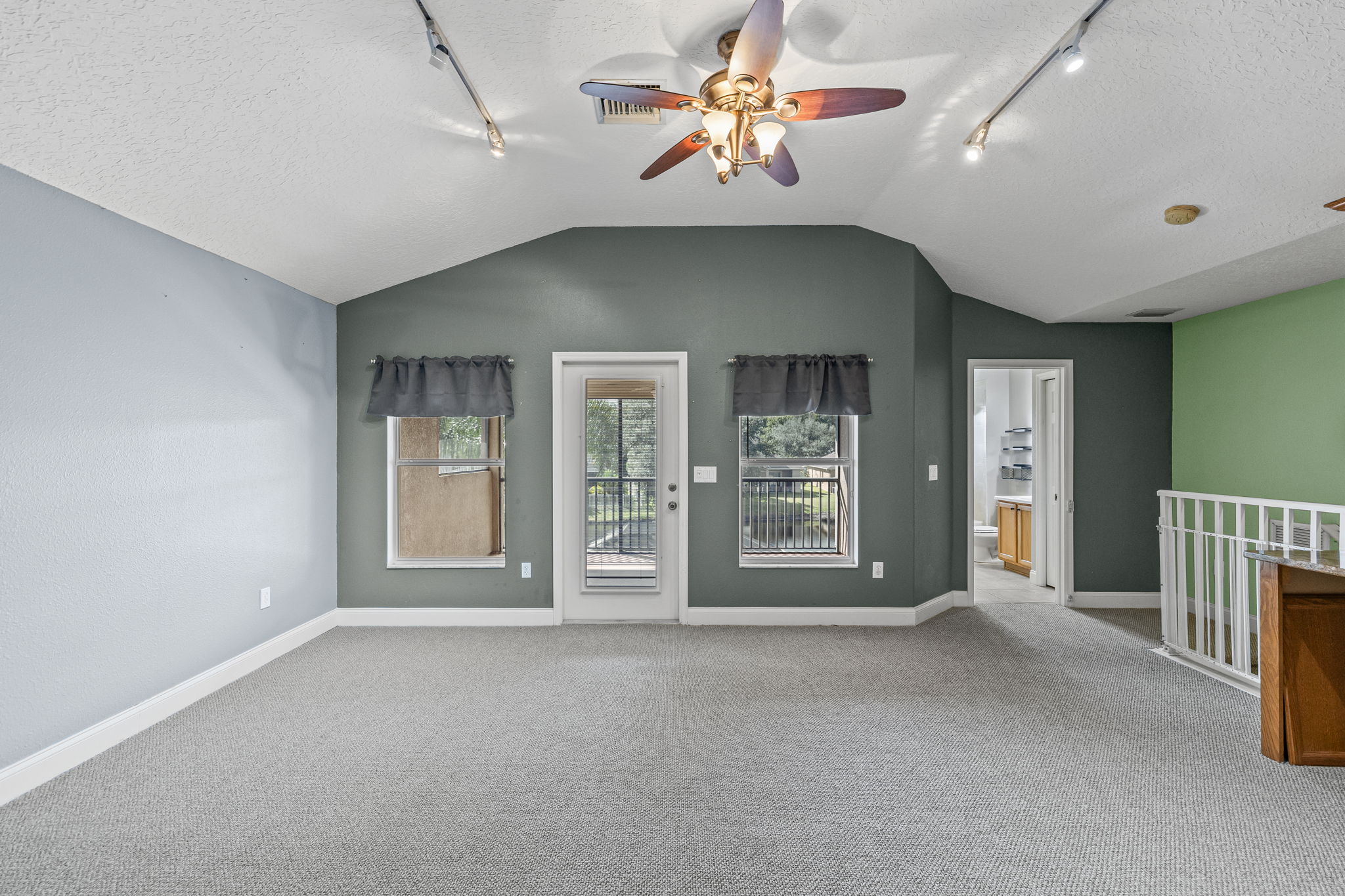 Land O Lakes, Florida, 34638, United States, 4 Bedrooms Bedrooms, ,4 BathroomsBathrooms,Residential,For Sale,1973686