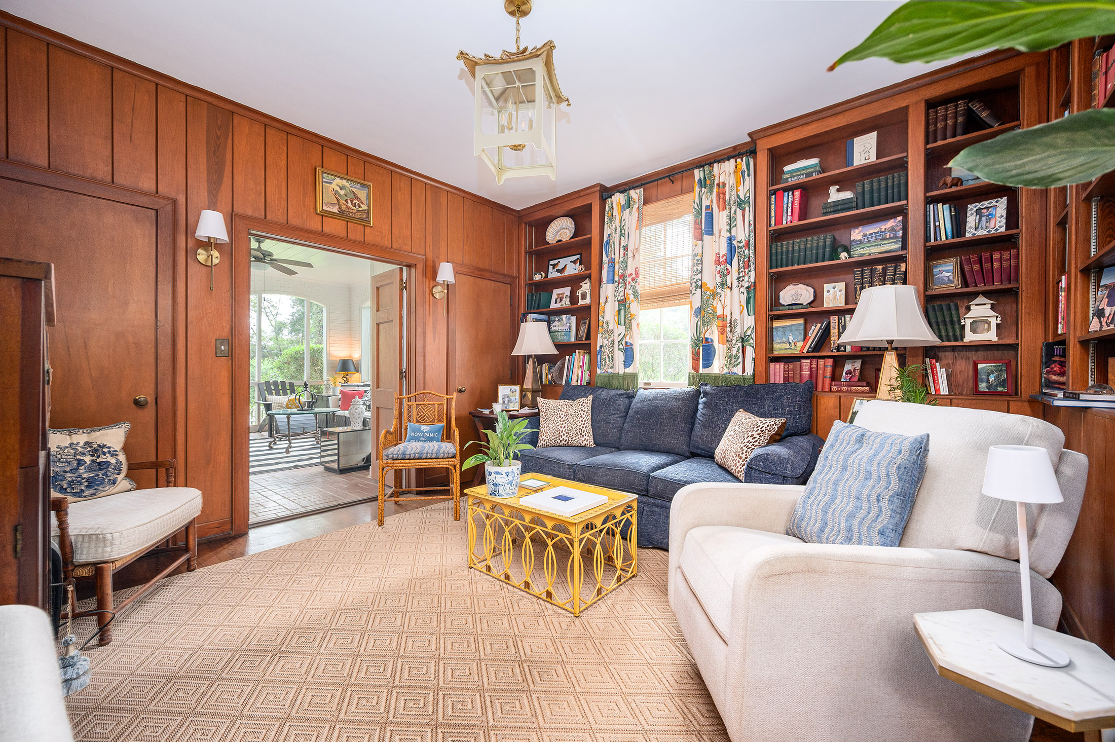  Charming Colonial Revival in the Heart of Historic Shirley Hills - 物件實景