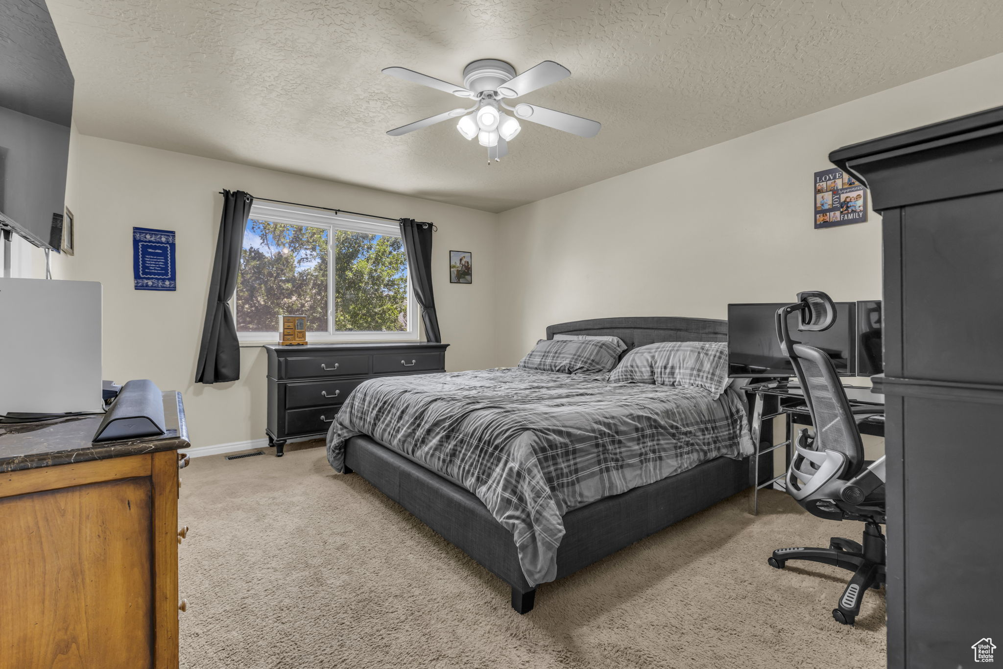 North Salt Lake, Utah, 84054, United States, 3 Bedrooms Bedrooms, ,3 BathroomsBathrooms,Residential,For Sale,1919524