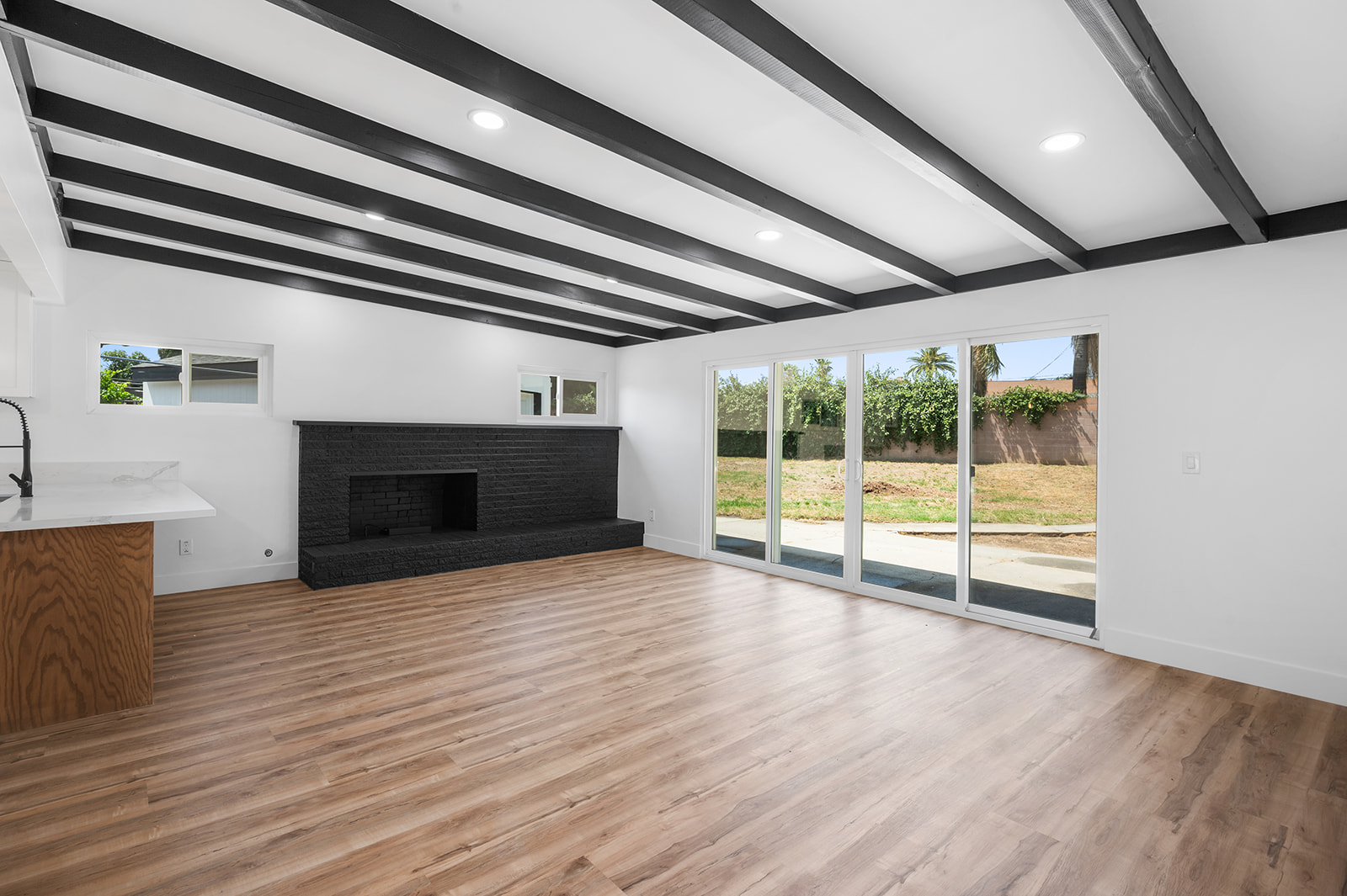 Rialto, California, 92376, United States, 4 Bedrooms Bedrooms, ,2 BathroomsBathrooms,Residential,For Sale,1878686