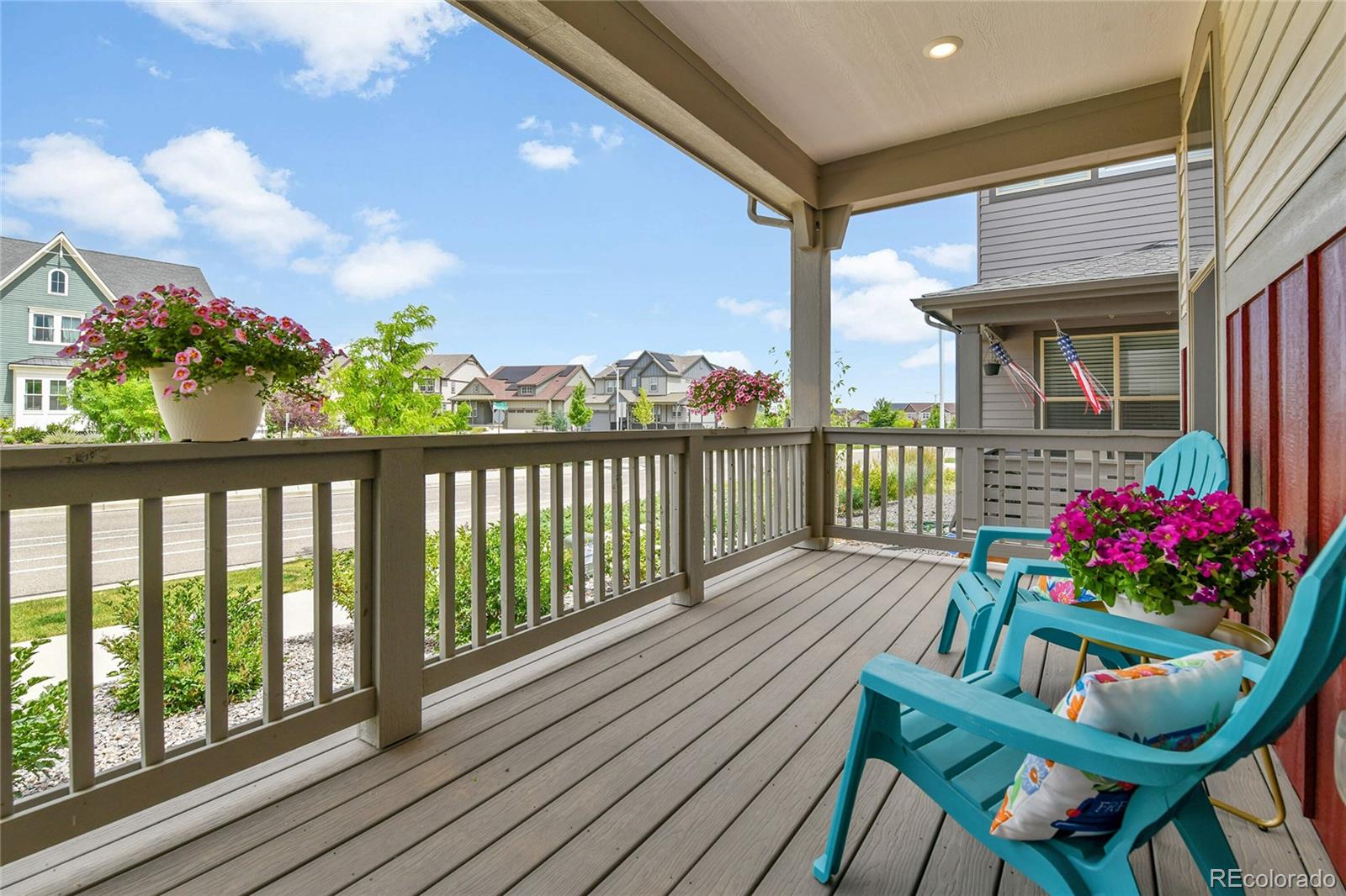 Littleton, Colorado, 80125, United States, 3 Bedrooms Bedrooms, ,3 BathroomsBathrooms,Residential,For Sale,1891675