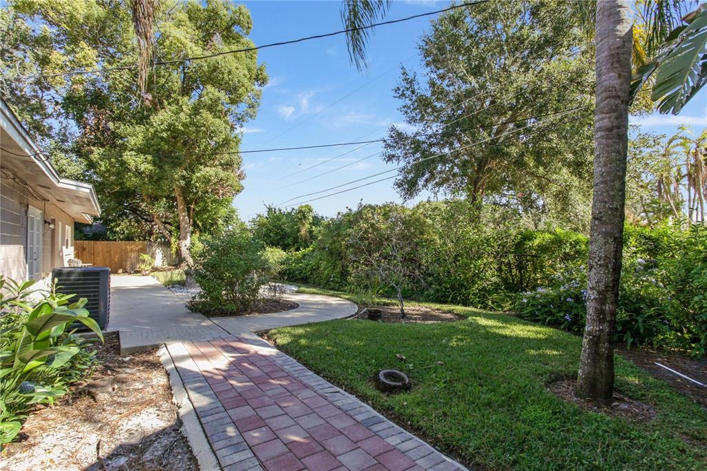 Winter Park, Florida, 32792, United States, 4 Bedrooms Bedrooms, ,2 BathroomsBathrooms,Residential,For Sale,1991999