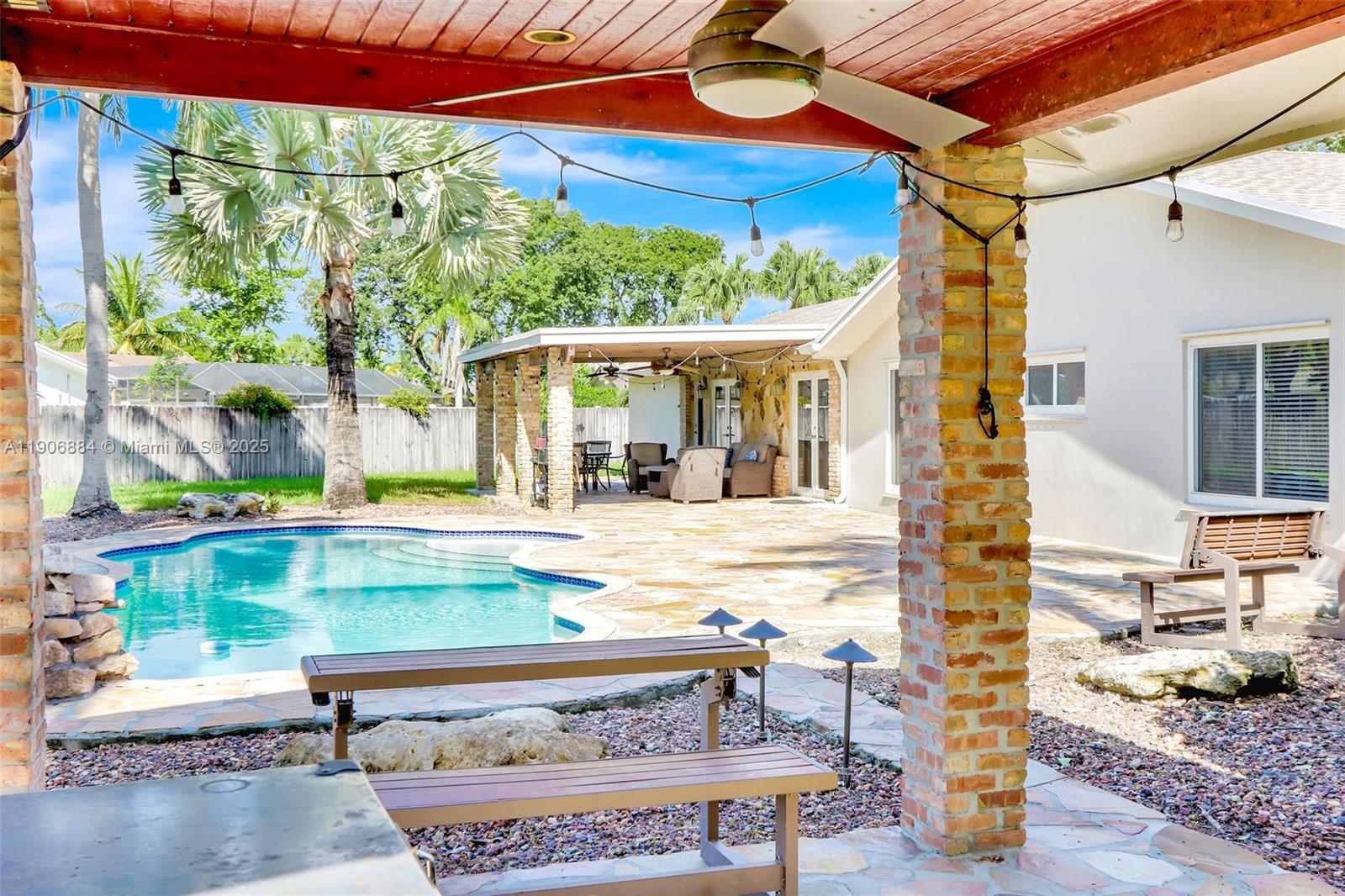 Miami, Florida, 33176, United States, 4 Bedrooms Bedrooms, ,2 BathroomsBathrooms,Residential,For Sale,1986313