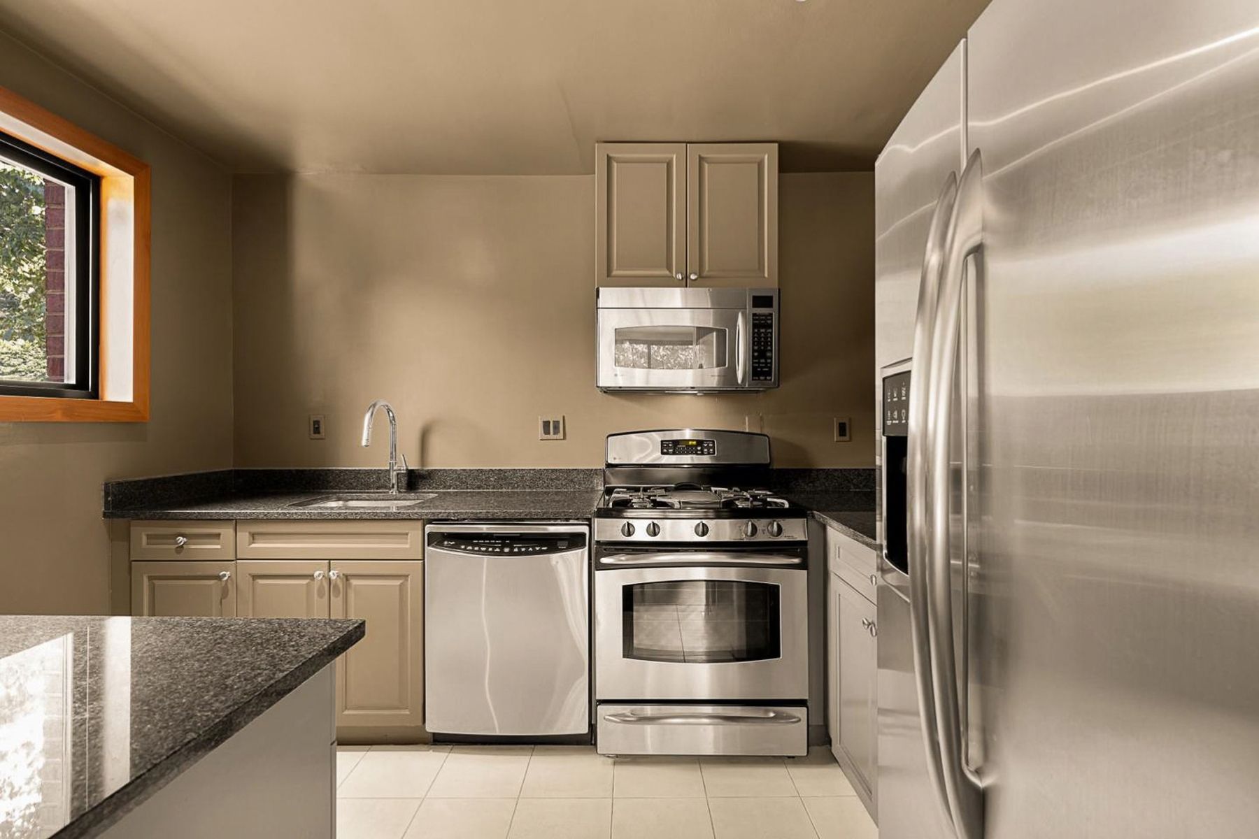  2725 39th Street NW, Washington, DC, 20007 - 物件實景