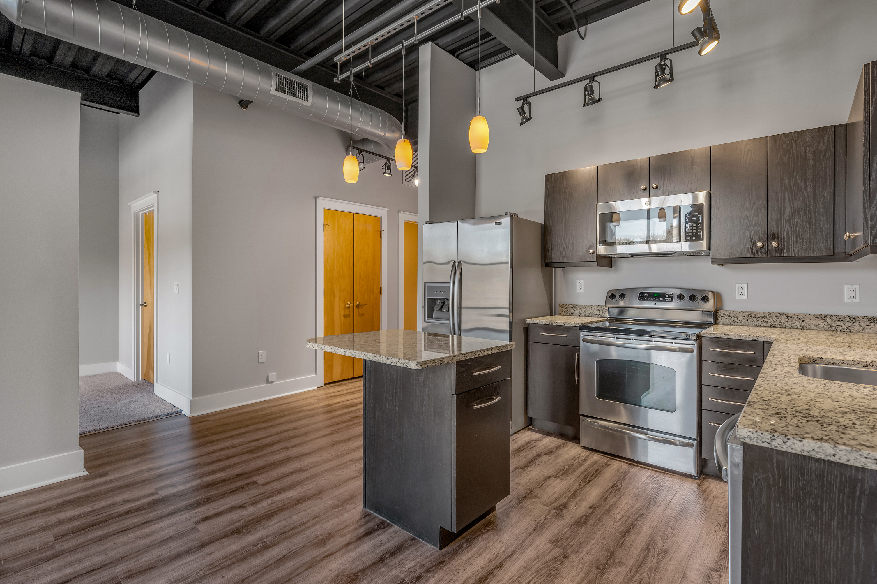  350 E Short Street #307 - 物件實景