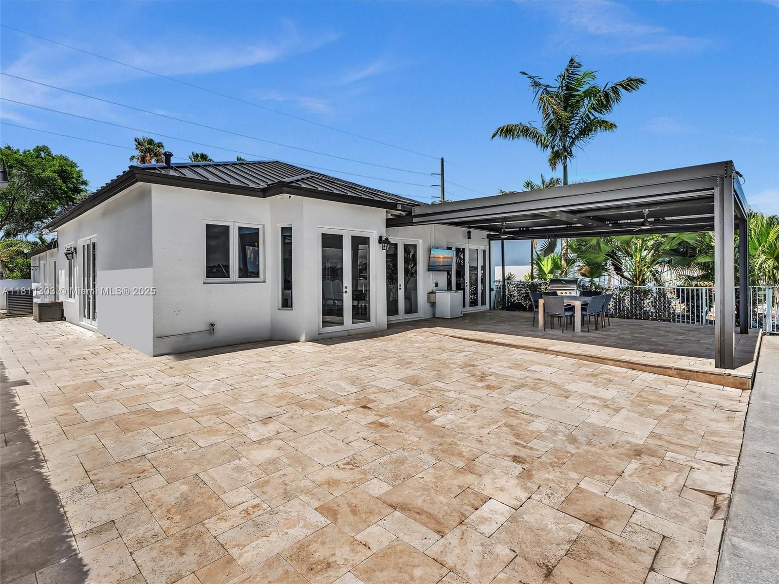 Miami, Florida, 33186, United States, 4 Bedrooms Bedrooms, ,2 BathroomsBathrooms,Residential,For Sale,1838976