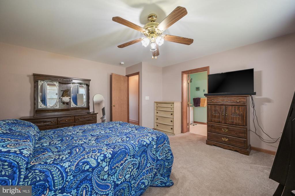 HARRINGTON, Delaware, 19952, United States, 3 Bedrooms Bedrooms, ,3 BathroomsBathrooms,Residential,For Sale,1984074