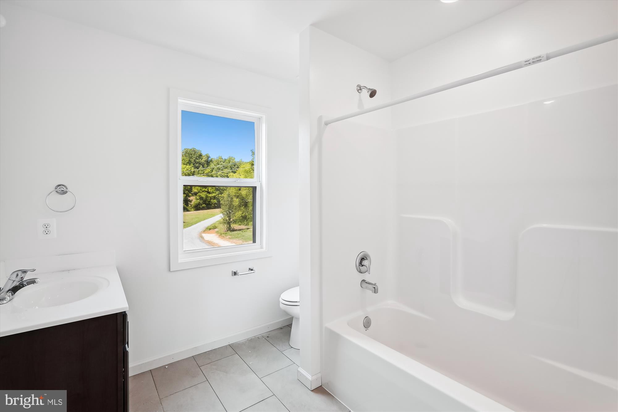 Amissville, Virginia, 20106, United States, 4 Bedrooms Bedrooms, ,3 BathroomsBathrooms,Residential,For Sale,1920325