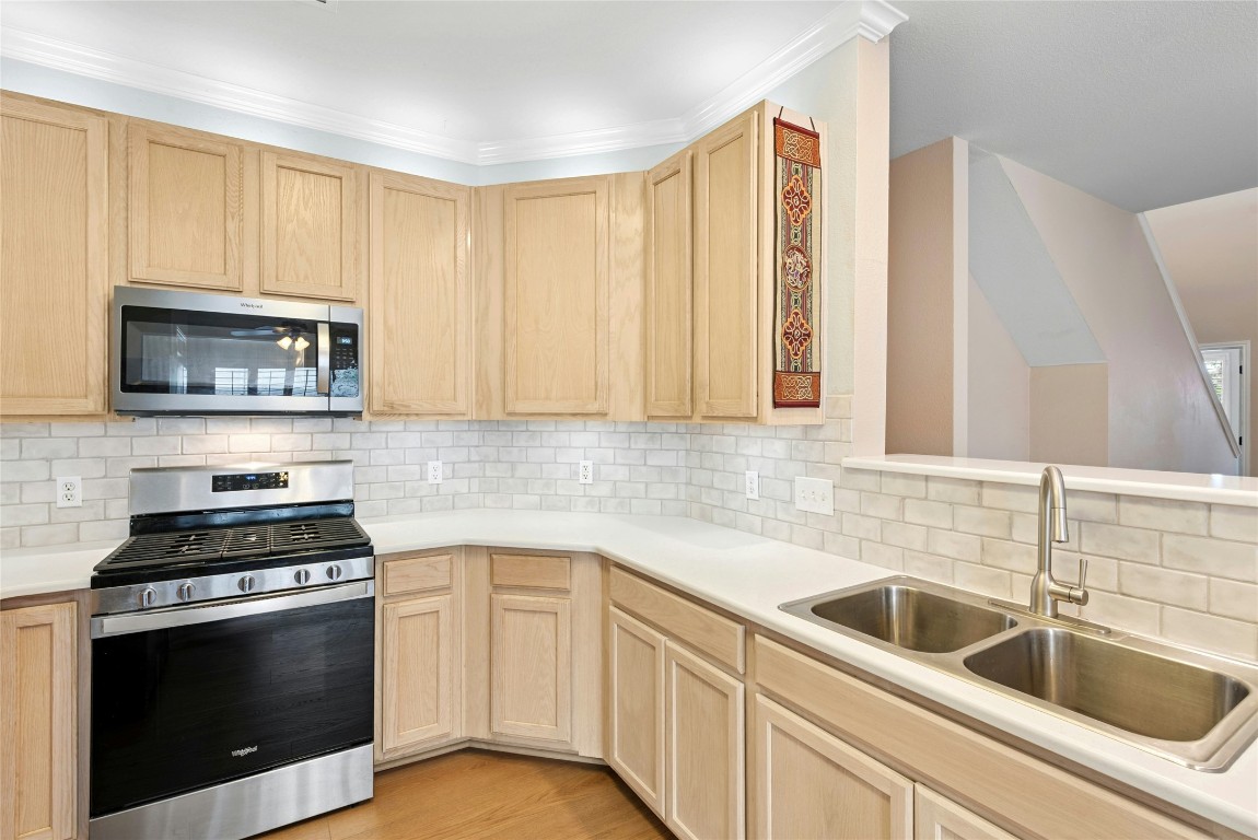 Austin, Texas, 78749, United States, 4 Bedrooms Bedrooms, ,3 BathroomsBathrooms,Residential,For Sale,1913596