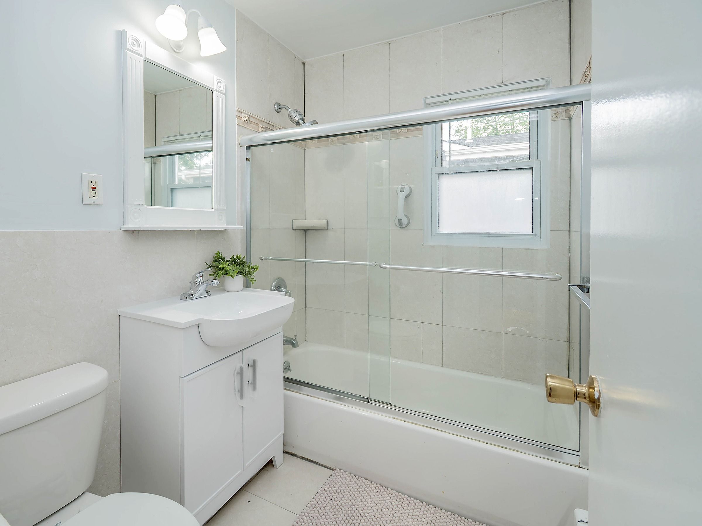  44 Corchaug Avenue, Port Washington, NY, 11050 - 物件實景