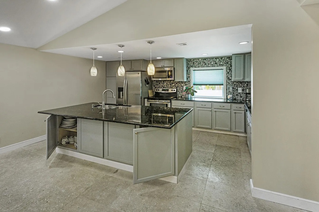 Key West, Florida, 33040, United States, ,Residential,For Sale,1982416