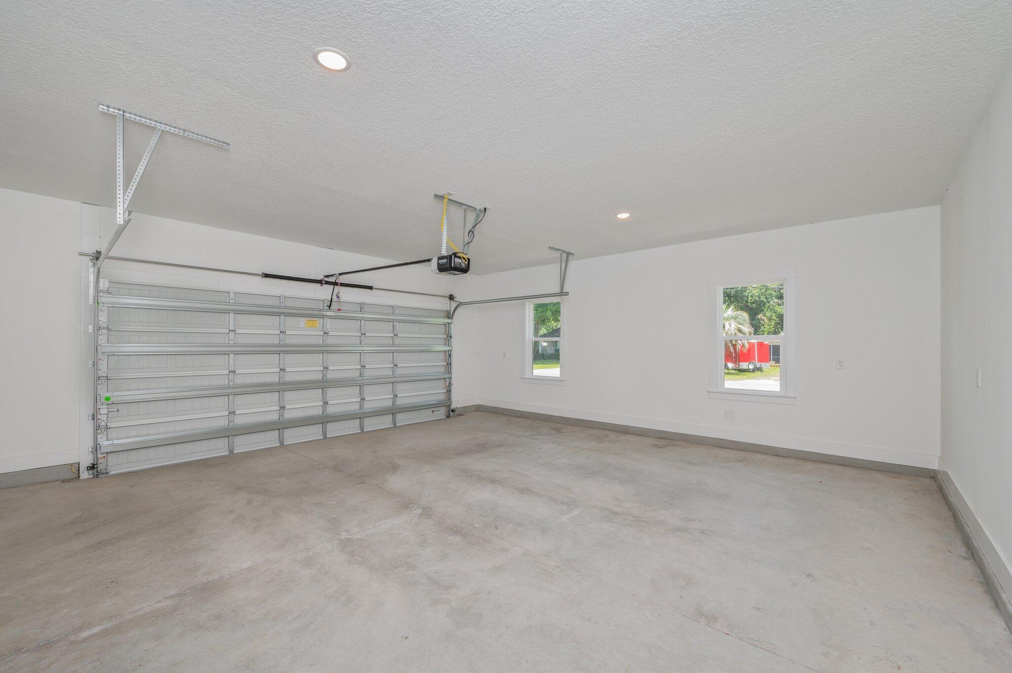 Fort Walton Beach, Florida, 32548, United States, 6 Bedrooms Bedrooms, ,3 BathroomsBathrooms,Residential,For Sale,1890001