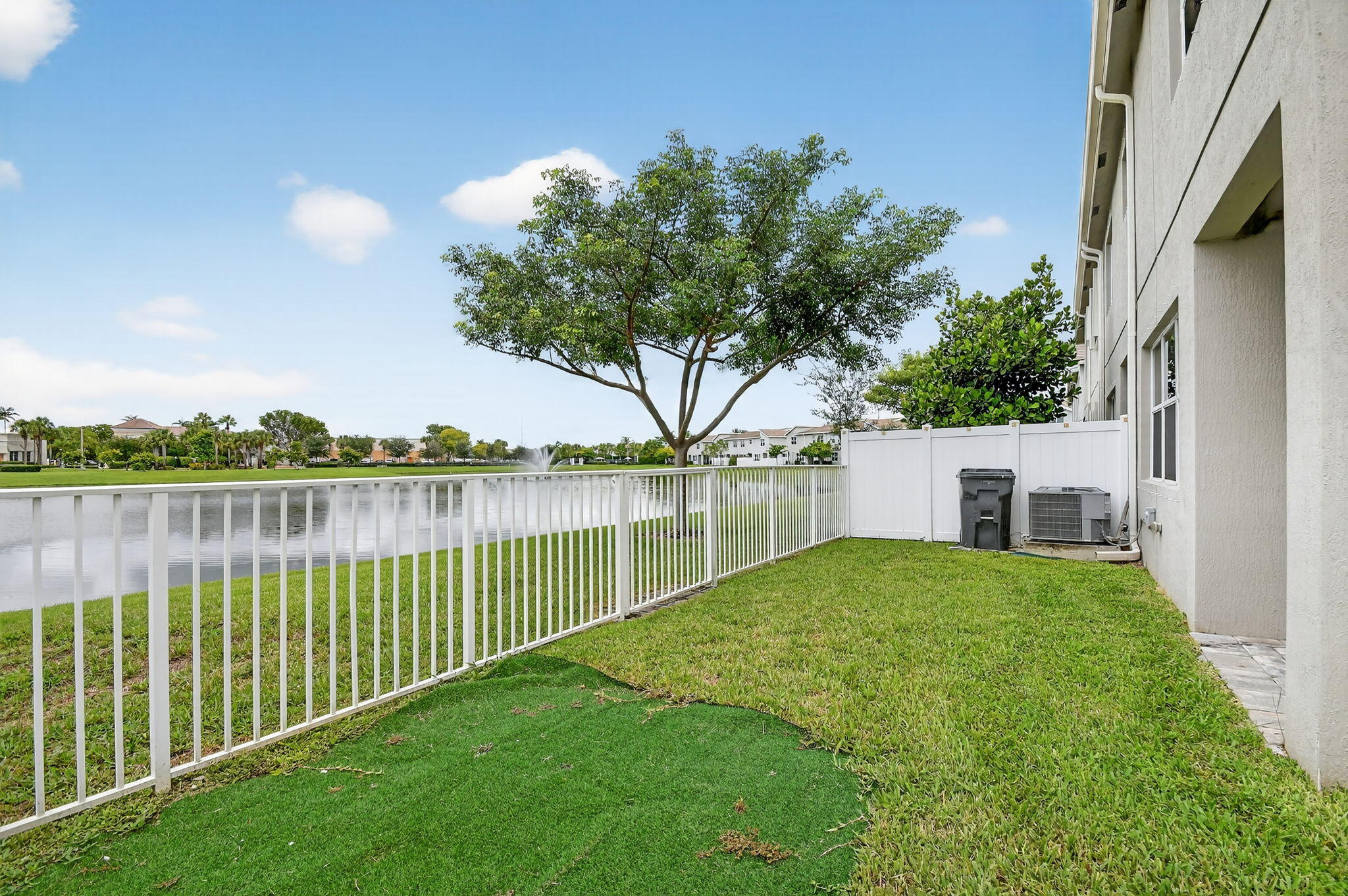 Lake Worth, Florida, 33467, United States, 4 Bedrooms Bedrooms, ,3 BathroomsBathrooms,Residential,For Sale,1819485