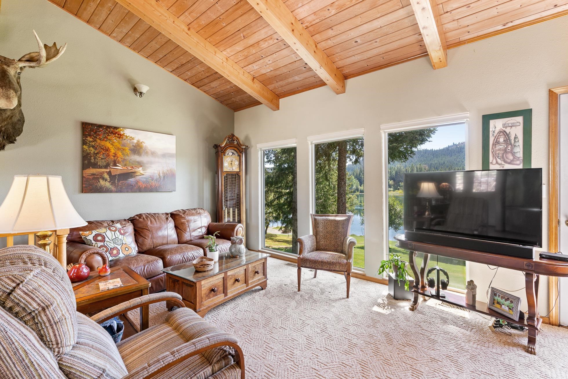 Newport, Washington, 99156, United States, 3 Bedrooms Bedrooms, ,3 BathroomsBathrooms,Residential,For Sale,1921865