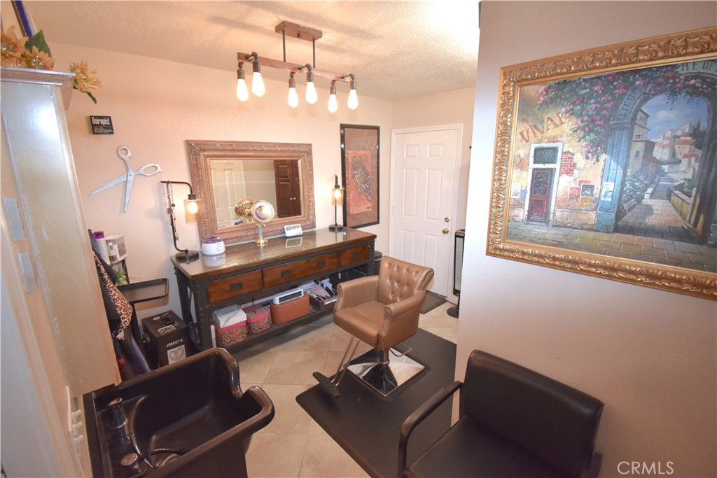 Apple Valley, California, 92308, United States, 5 Bedrooms Bedrooms, ,4 BathroomsBathrooms,Residential,For Sale,1941981