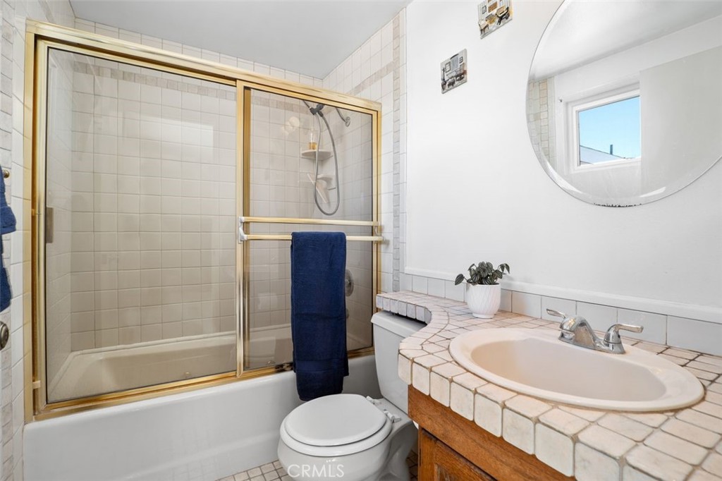 Orange, California, 92867, United States, 4 Bedrooms Bedrooms, ,2 BathroomsBathrooms,Residential,For Sale,1902467