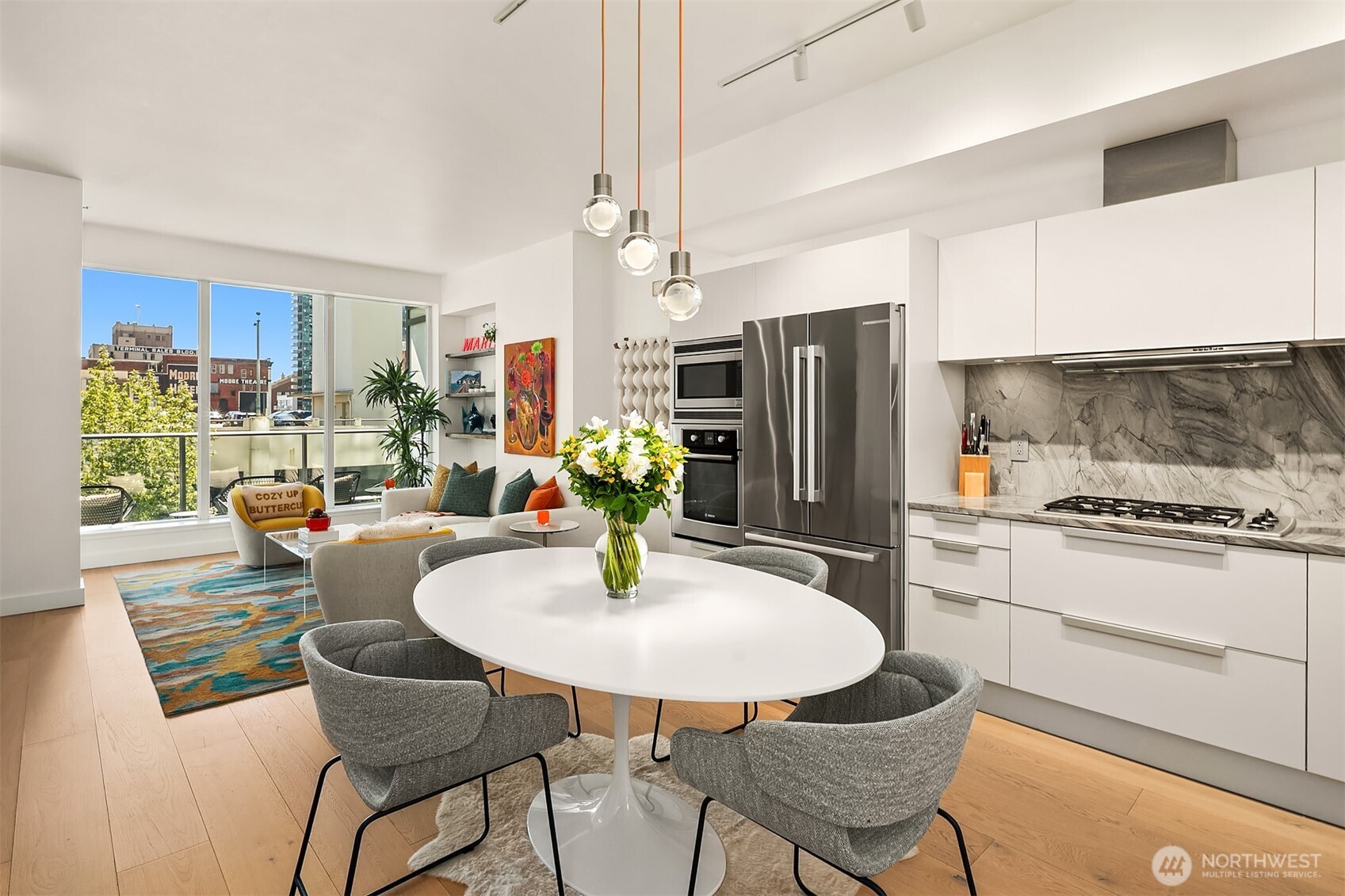 Seattle, Washington, 98101, United States, 1 Bedroom Bedrooms, ,2 BathroomsBathrooms,Residential,For Sale,1913500