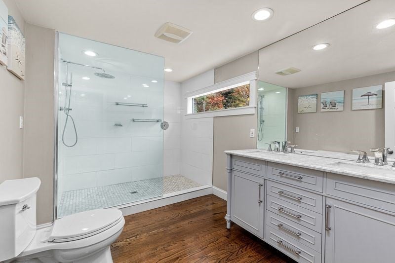 Plymouth, Massachusetts, 02360, United States, 3 Bedrooms Bedrooms, ,2 BathroomsBathrooms,Residential,For Sale,1982204