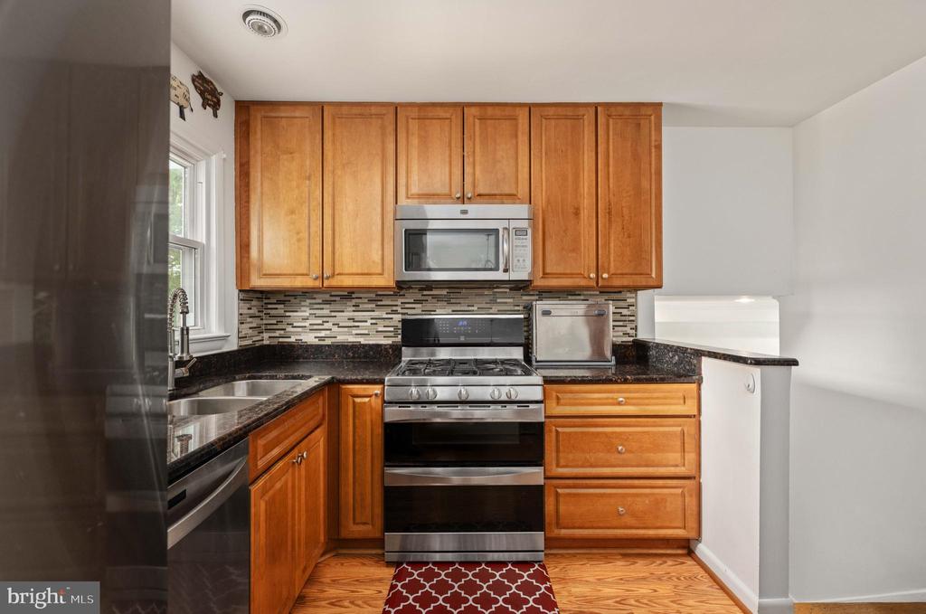 Alexandria, Virginia, 22308, United States, 4 Bedrooms Bedrooms, ,3 BathroomsBathrooms,Residential,For Sale,1921222